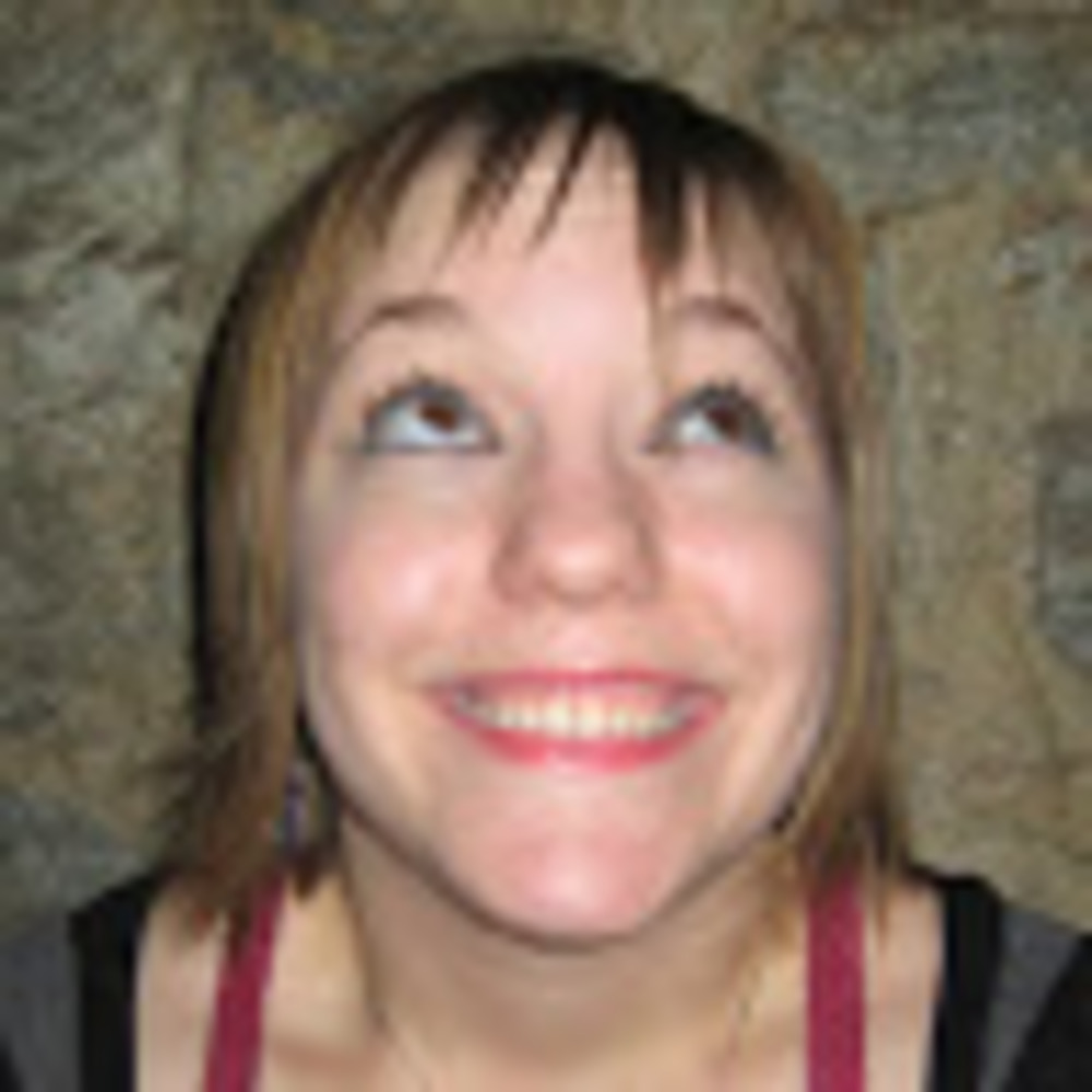 Meet your Posher, Lara